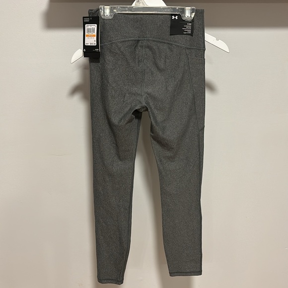 Under Armour high rise ankle legging. - Picture 4 of 7